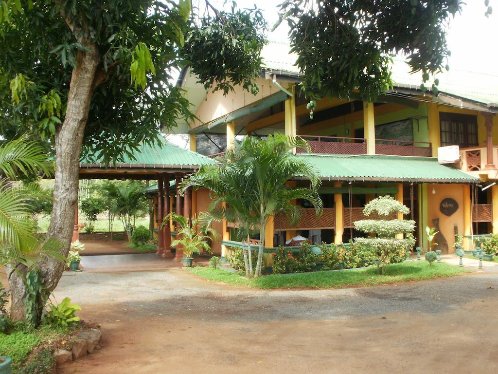 Nilketha Villa Eco Hotel Анурадхапура Экстерьер фото